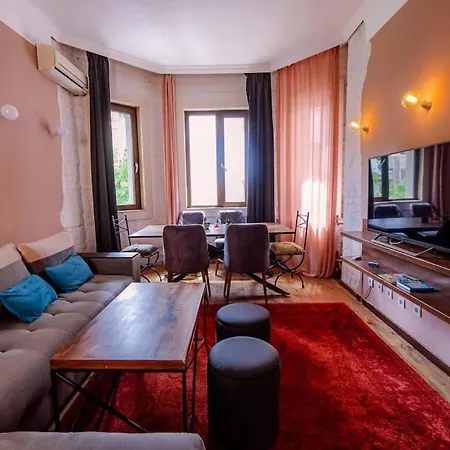 Center Relax, Ndk & Vitoshka Str, Free Secured Parking * Σόφια